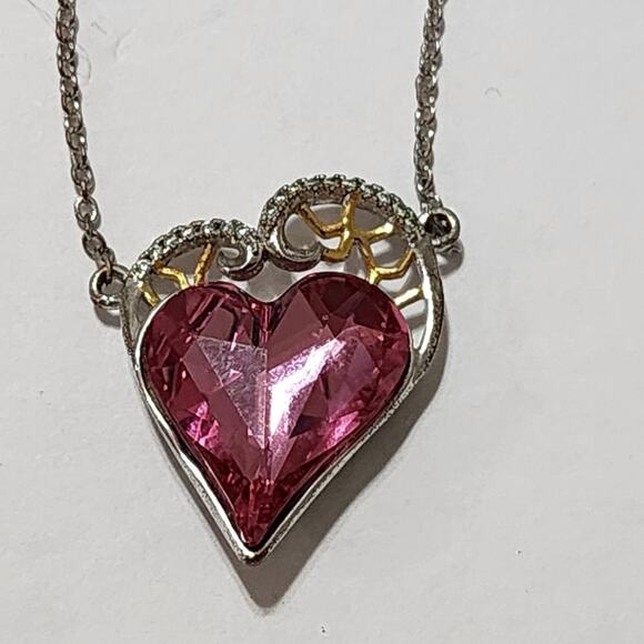 QIANSE JEWELRY Gifts Love Happens White Gold Plated Necklace with Heart - Picture 1 of 6